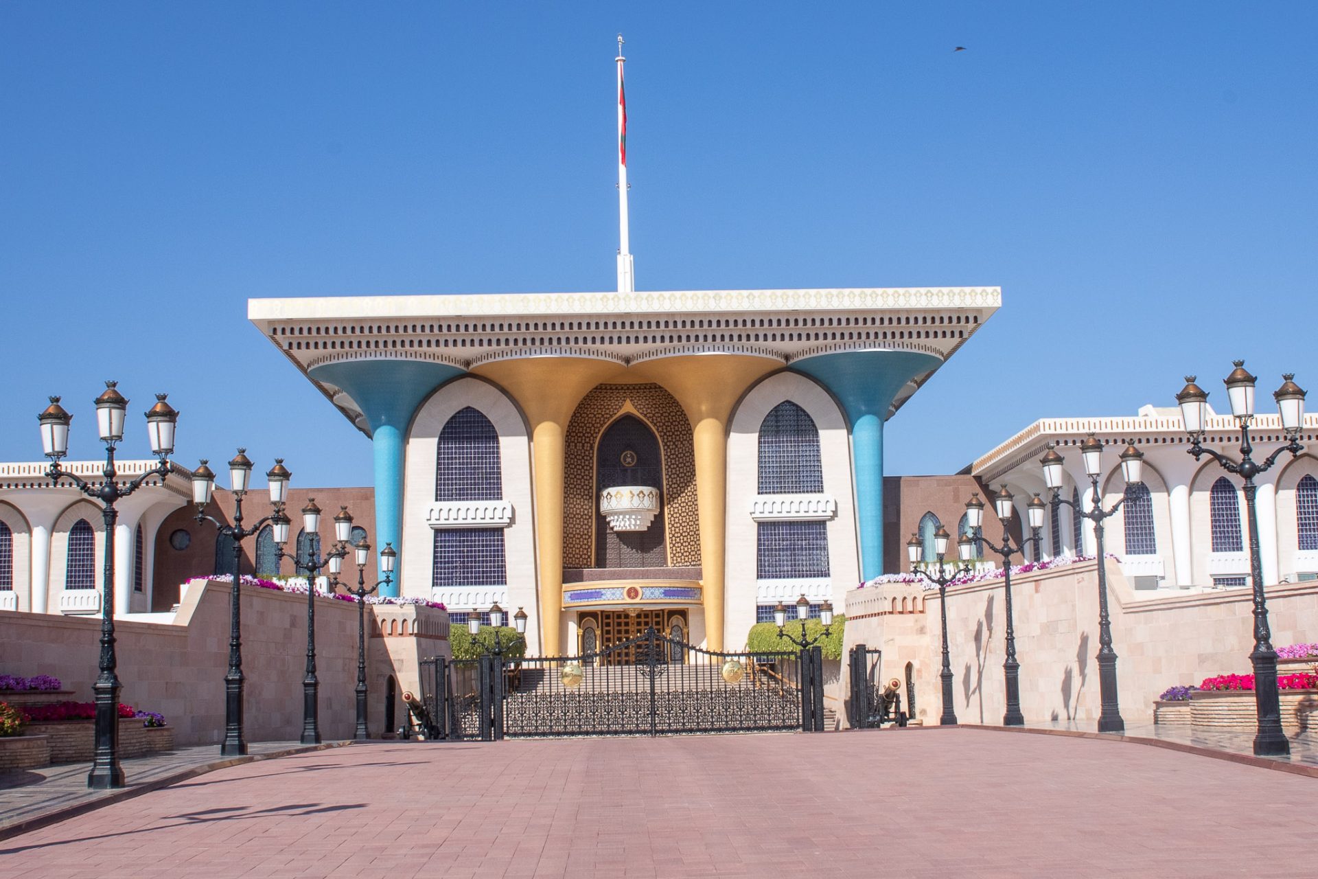 Oman: Muscat - A visitor's guide - Hoblets On The Go